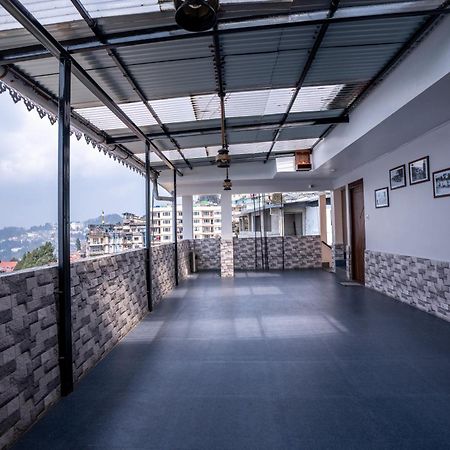 Darjeeling Guest House Deluxe Екстер'єр фото