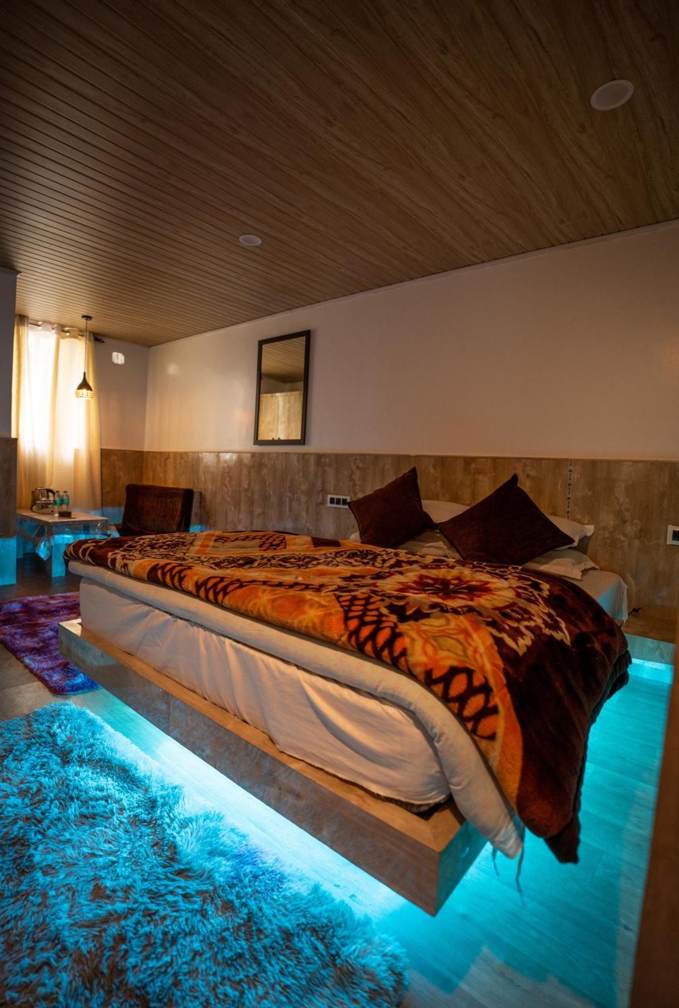 Darjeeling Guest House Deluxe Екстер'єр фото
