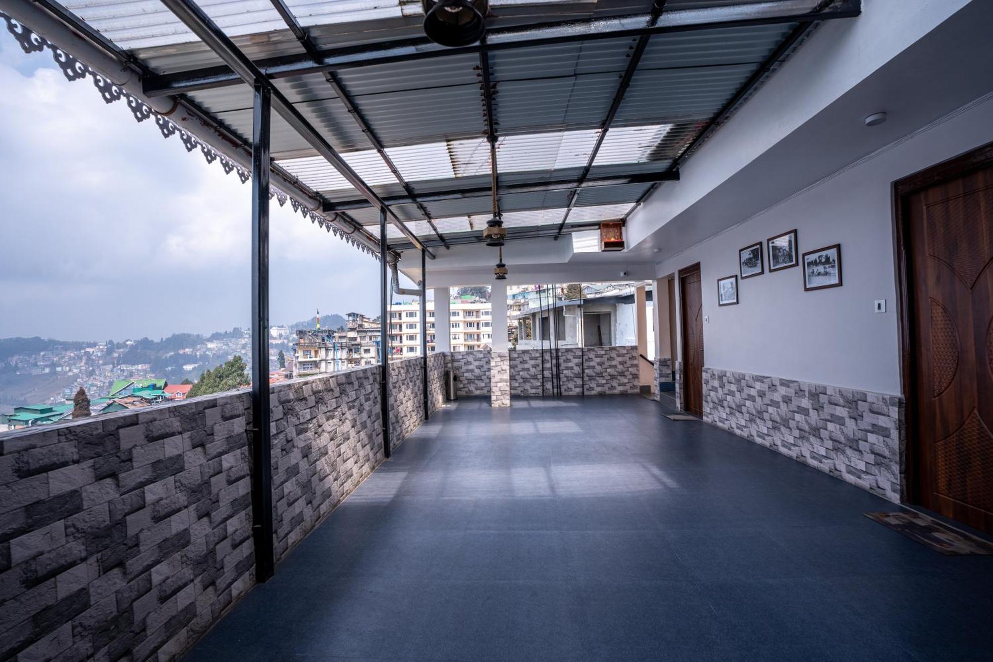 Darjeeling Guest House Deluxe Екстер'єр фото